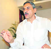 Chowdhary Manzoor Ahmad, former member, Pakistan National Assembly, at a press conference in Amritsar on Sunday.