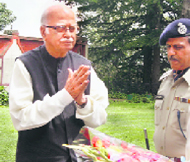 Of the top BJP leaders for the Chintan Baithak, LK Advani was the first to reach Shimla on Tuesday.