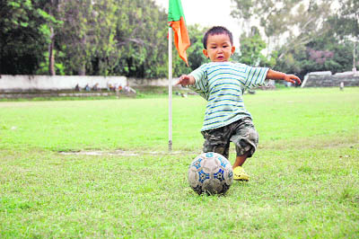 A young Gorkha boy in Dehradun seems all set to becoming a skilled footballer.