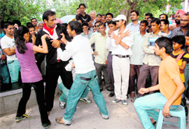 The Chandigarh Art Theatre presents a spoof Sach Ka Saamna Karo, on the popular Hindi television show Sach Ka Saamna at Plaza, 17. The street play showcased the ill-effects of the serial on Indian values.