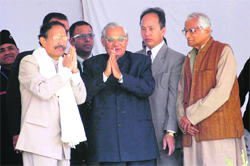  BC Khanduri with former Prime Minister Atal Bihari Vajpayee after being sworn in as 