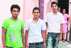 Nishant, Luv and Mohit Rana, who rescued 4-year-old Krish from kidnappers, in Ludhiana