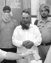 Two men accused of selling brass in place of gold in police custody at Rajpura