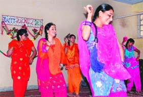 Students perform during the Teachers Day celebrations at Government Women College at Parade in Jammu