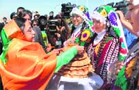 President Pratibha Patil being offered special Tajik bread by girls on her arrival at Kuliob, Tajikistan, on Tuesday during her visit to Syed Ali Hamadonis mausoleum