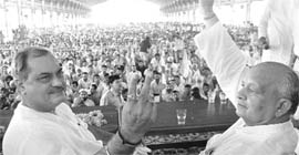 Congress candidate Venod Sharma and HPCC chief Phool Chand Mulana during an election rally at Ambala on Thursday.