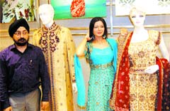 Punjabi anchor and singer Satinder Satti inaugurates a garment showroom in Amritsar
