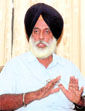 Chairman of the Punjab State Electricity Board H.S. Brar interacts with mediapersons in Bathinda on Saturday.