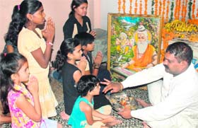 Devotees at the Balmiki temple, Dadu Majra, on the occasion of Balmiki Jayanti