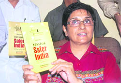 Former IPS officer Kiran Bedi launches the local chapter of Mission Safer India in Dehradun on Sunday.