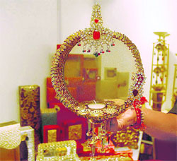 Put aside your traditional chanani, this Karva Chauth make your night special with this designer thali.