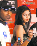 Lankan cricketer Mahela Jayawardene at the unveiling of Karbonn mobile phones in New Delhi 