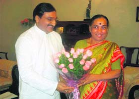 Chief Minister Ramesh Pokhriyal Nishank greets Governor Margaret Alva on the eve of Diwali in Dehradun