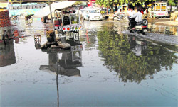 Road flooded due to the overflowing sewage near the Dholewal Chowk in Ludhiana
