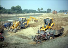 JCB machines work round the clock to construct diversion from Indira Gandhi canal to Sirhand feeder near Abohar branch regulator