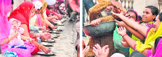 Devotees partake of langar; and (right) extend their hands for parshad during Gurpurb celebrations at Gurdwara Dukhniwaran in Ludhiana