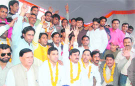 Youth Congress workers stage a dharna at the Gandhi Park in Dehradun on Tuesday.