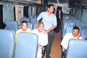 Wadali brothers at the time of cancellation of Shatabdi Express in Ambala