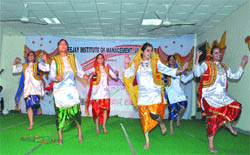 Students of Apeejay Institute of Management perform bhangra during Pinnacle-2009 in Jalandhar.