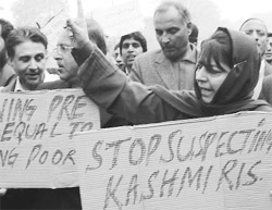 PDP chief Mehbooba Mufti and other party leaders protest against ban on pre-paid mobile phone connections in the state, at Srinagar on Friday.