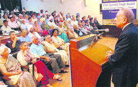 Prof IC Pathak, former director, PGI, addresses doctors in Chandigarh on Saturday.