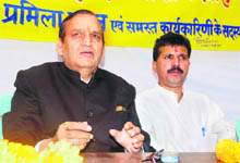 BD Raturi, Uttarakhand Kranti Dal leader, addresses mediapersons in Dehradun on Saturday. 