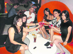Roshni Singh (extreme L) with her groupies