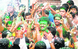 Trinomool Congress candidate Boby Hakim flanked by supporters during a celebration after his victory from the Alipore assembly seat in Kolkata on Tuesday.