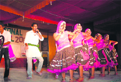 Students of MMPG College, Fatehabad, perform at the Inter-Zonal Youth Festival of Kurukshetra University at Yamunanagar.