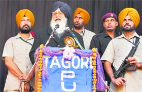 Punjab Chief Minister Parkash Singh Badal addresses a gathering at Tagore Public School in Ludhiana