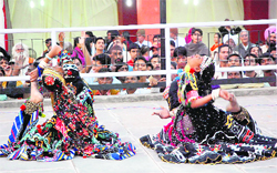 Artistes from Rajasthan present an item on the inaugural day of the Craft Mela at Brahm Sarovar in Kurukshetra
