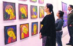 Visitors at an exhibition Chehre at Gallery Artmosphere in Ludhiana 