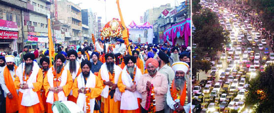 Sikhs carry out a procession from Sis Ganj to Rakab Ganj Gurdwara on the occasion of Guru Tegh Bahadur Jayanti in New Delhi on Tuesday. (Right) Traffic crawls around CP due to the procession.