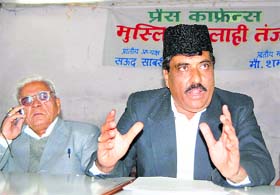 Saud Sabri, president of the Uttarakhand Muslim Falahi Tanzeem, addresses mediapersons in Dehradun