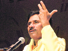 Vinod Sehgal at a Shaam--e-Ghazal at Government College, Sector 46, in Chandigarh on Saturday.