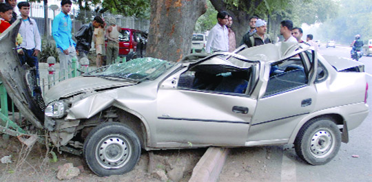 An Opel Astra car met with an accident at Tilak Margin New Delhi on Sunday.Three persons were injured in the mishap.
