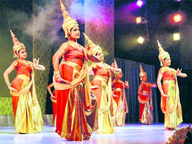 Artistes perform during the 62nd World Newspaper Congress in Hyderabad on Tuesday.