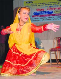 A child artiste performs at the Bol Punjab de held at Punjab Kala Bhawan, Sector 16, Chandigarh