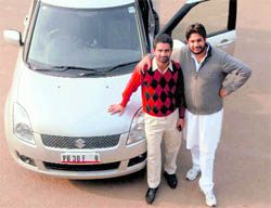 Gurjot Dhindsa (L)