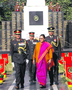 Lt-Gen SR Ghosh (left) along with his wife at the Veer Smriti War Memorial soon after taking charge as the GOC-in-C, Western Command, in Chandimandir,