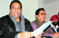 Vinod Chamoli, Dehradun Mayor, addresses mediapersons on the occasion of Foundation Day of the DMC in Dehradun on Wednesday