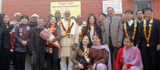 Members of Vietnam delegation with local health officials and residents at Jharsa village in Gurgaon
