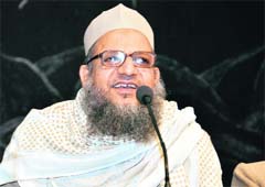 Maulana Mohammed Kaleem Siddiqui, a renowned Islamic scholar, delivers a talk on humanism in Dehradun on Sunday. 