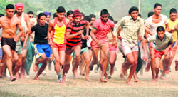 Candidates take part in the 1,600-m race in Ludhaina on Saturday