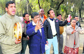 Activists of Dharatal stage a play at the Gandhi Park in Dehradun on Friday