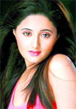 Rashmi Desai of Uttran fame had a blast at the party