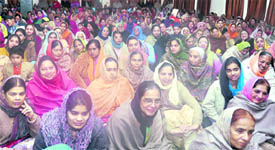 Devotees at a diwan held on the 344th birth anniversary of Guru Gobind Singh in Dehradun on Tuesday.