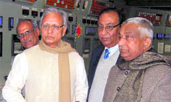 Power Minister Mahendra Pratap Singh with Tourism Minister OP Jain at the Panipat Thermal Plant on Tuesday.