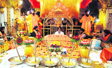 Jalao on view at the Golden Temple on the occasion of the birth anniversary of Guru Gobind Singh