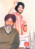 Gurpinder Singh, father of Voice of India Ishmeet Singh, shares his experiences of the reality show Raaz Pichle Janam Ka in Ludhiana on Thursday. 